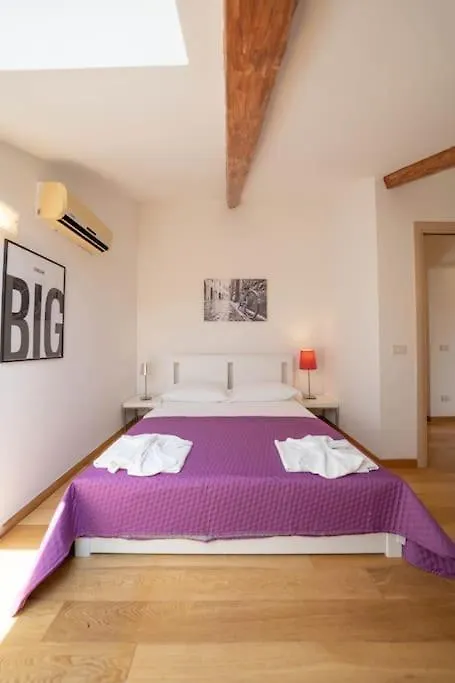 Napoli Kiss Apartment By Dimorra